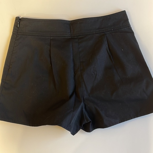 Sunday Best - Black Skort - Picture 5 of 5